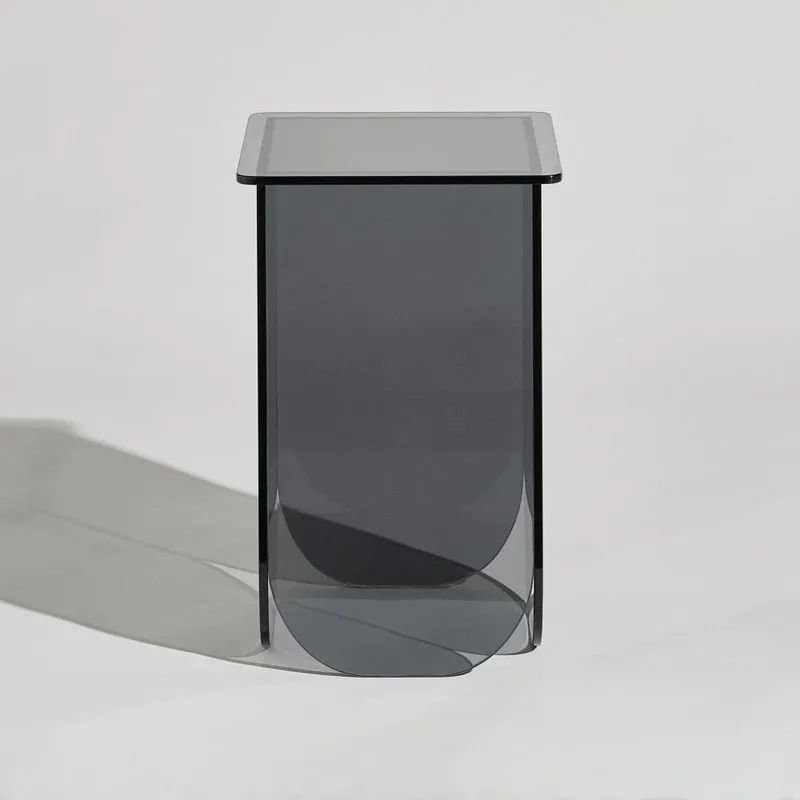 Bout de canapé en verre gris