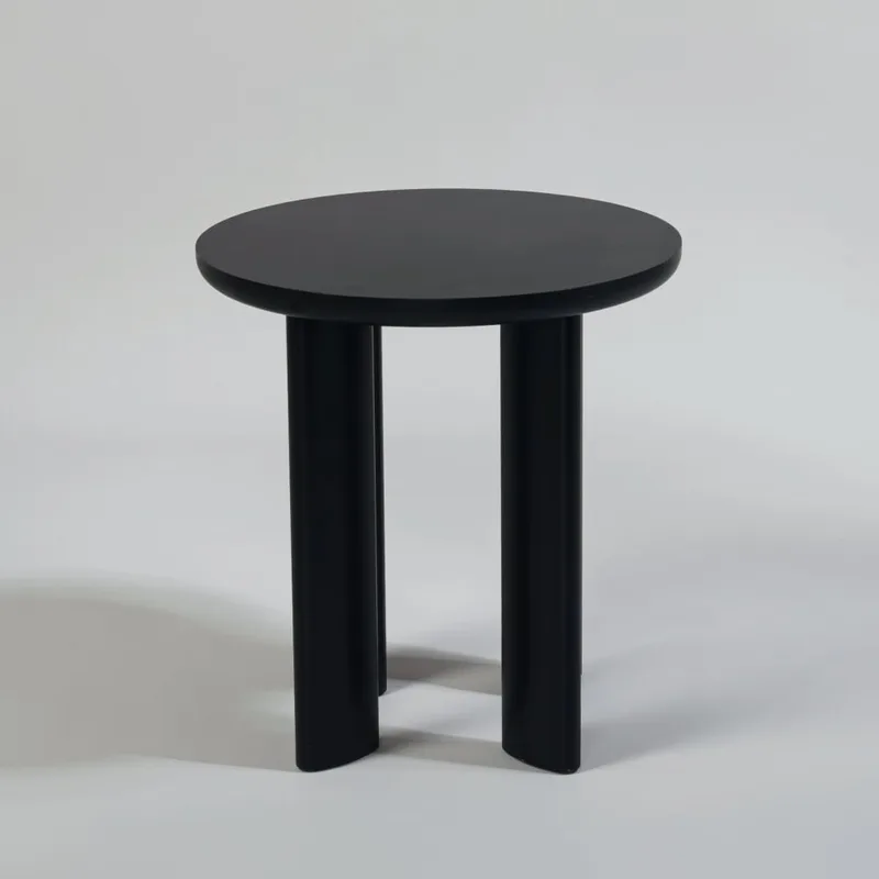 Bout de canapé noir