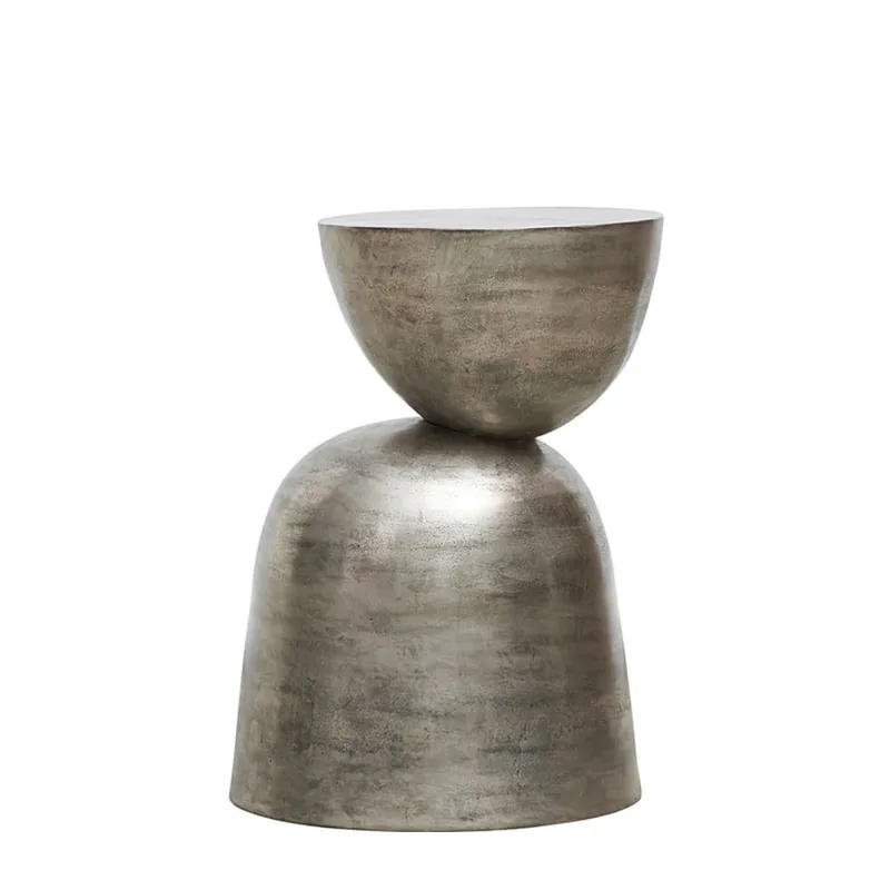 Table d'appoint en métal argent