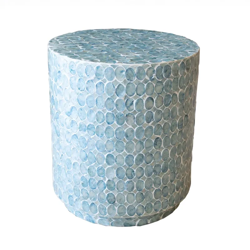 Table d'appoint en coquille de capiz bleu