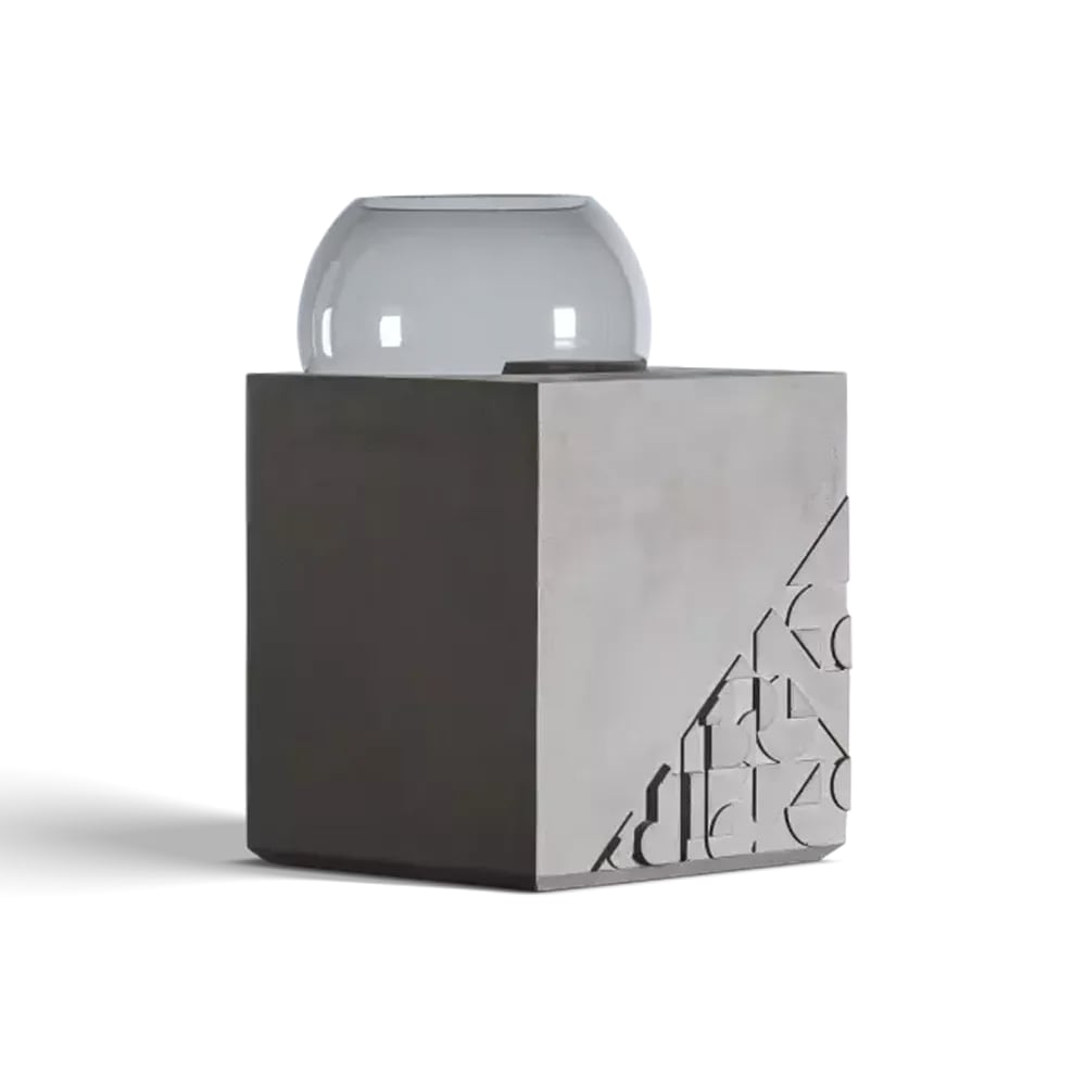 Lyon Béton, table d’appoint en verre, photo du marchand