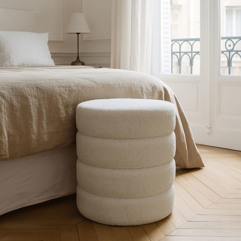 Now’s Home, pouf en tissu ou velours, photo du marchand