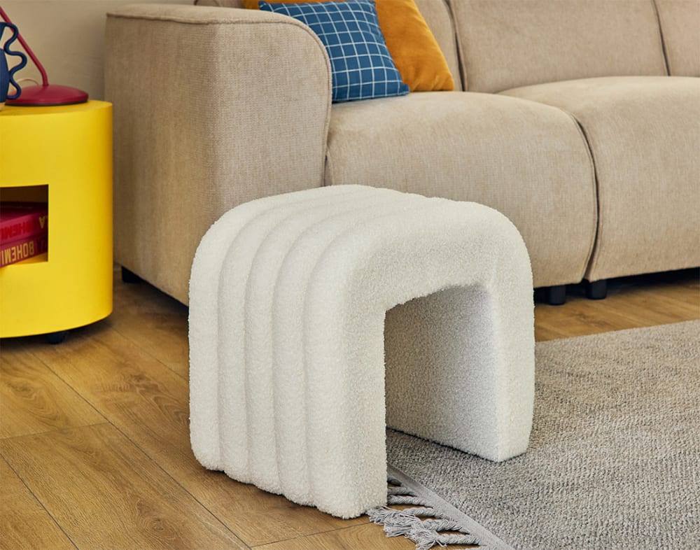 Best Mobilier, pouf en tissu ou velours, photo du marchand