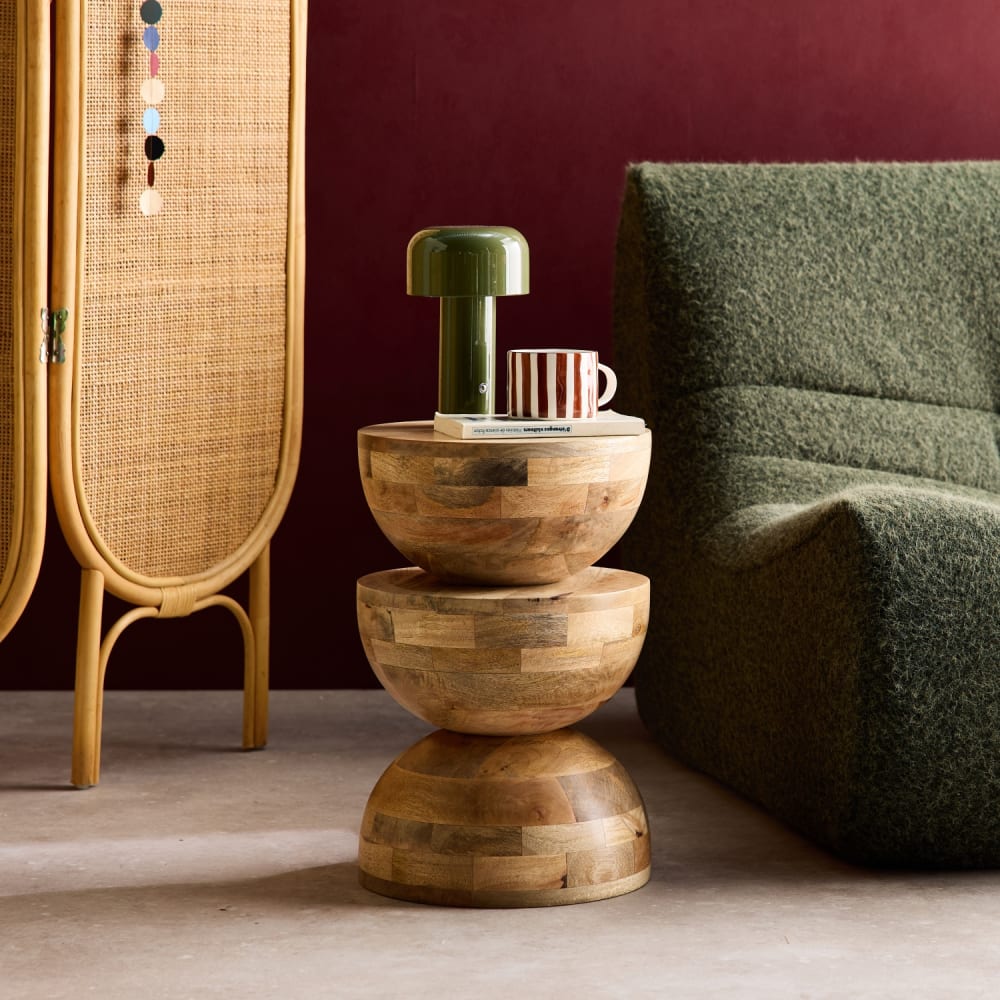 sweeek, table d’appoint en bois massif, photo du marchand
