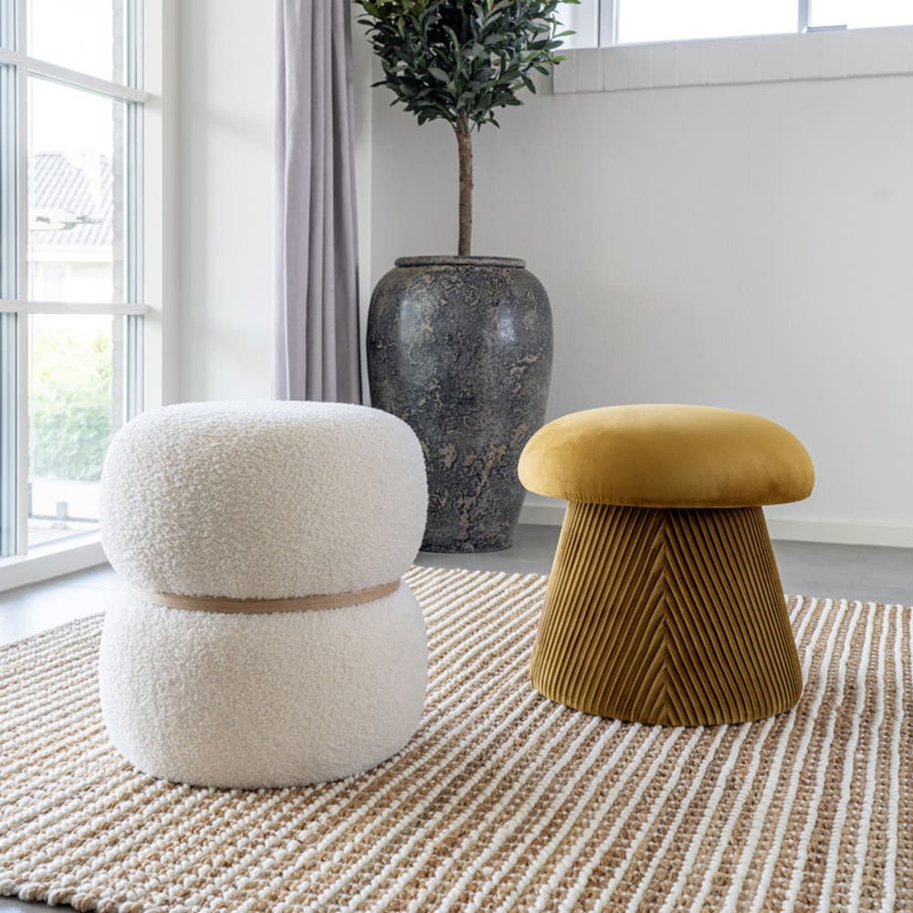 Moloo, pouf en tissu ou velours, photo du marchand
