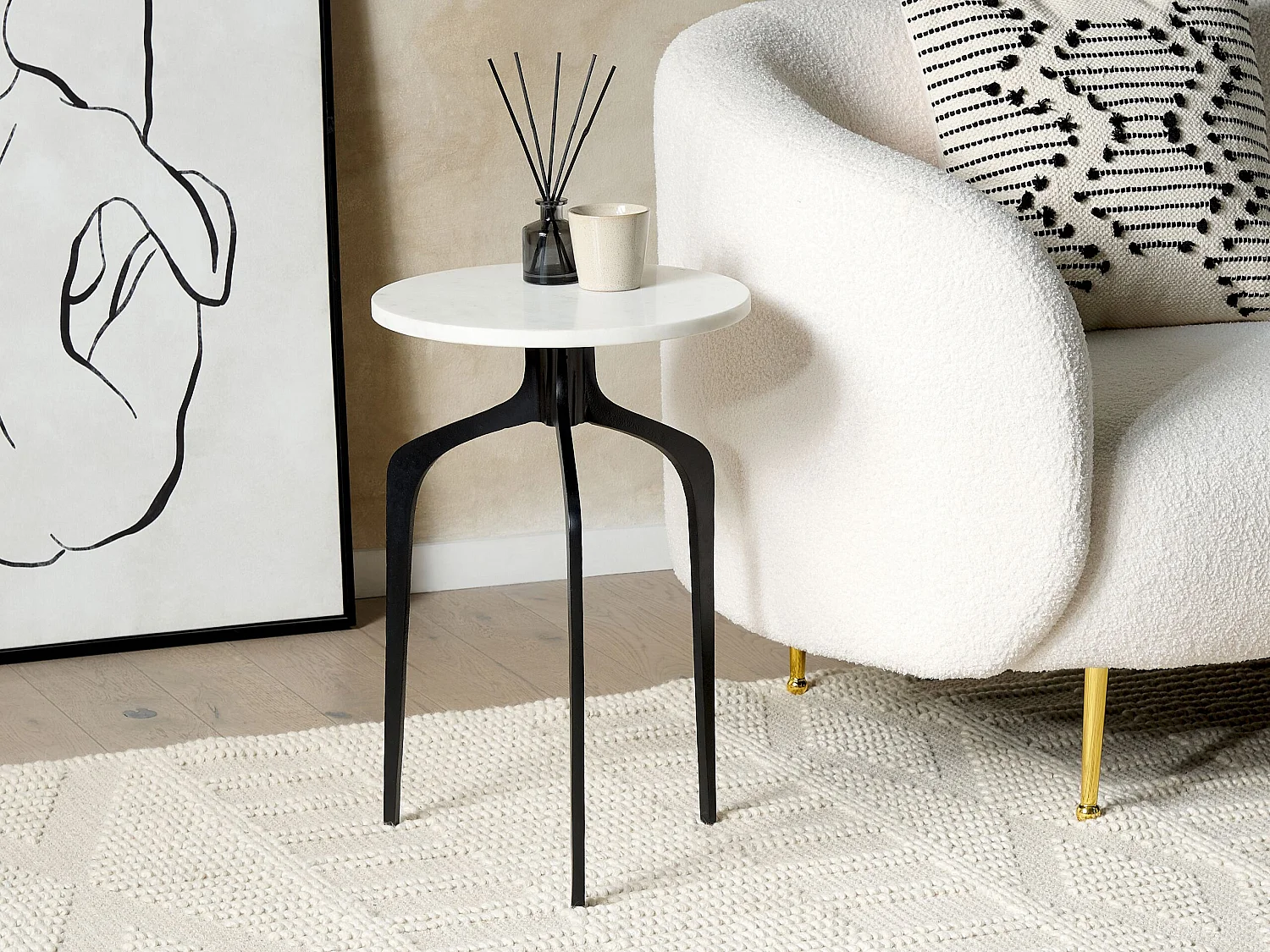 Beliani Tihoi, table d’appoint en marbre, photo du marchand