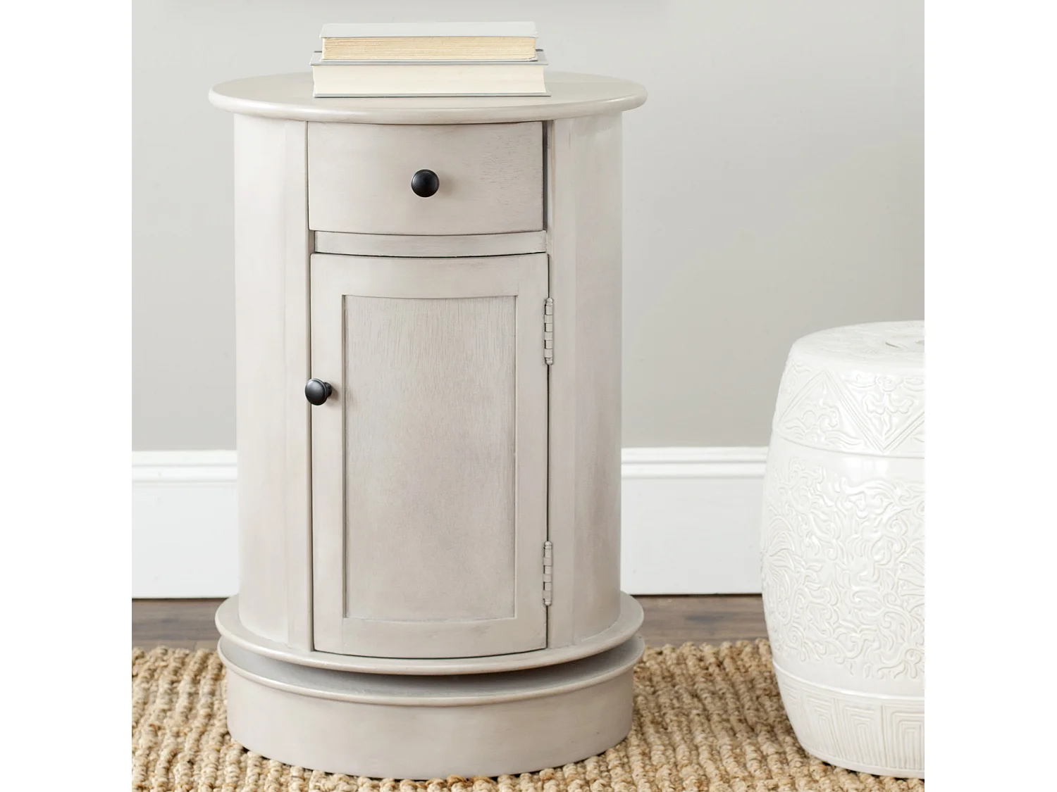 Vente-unique Antonina, table d’appoint en panneau, photo du marchand