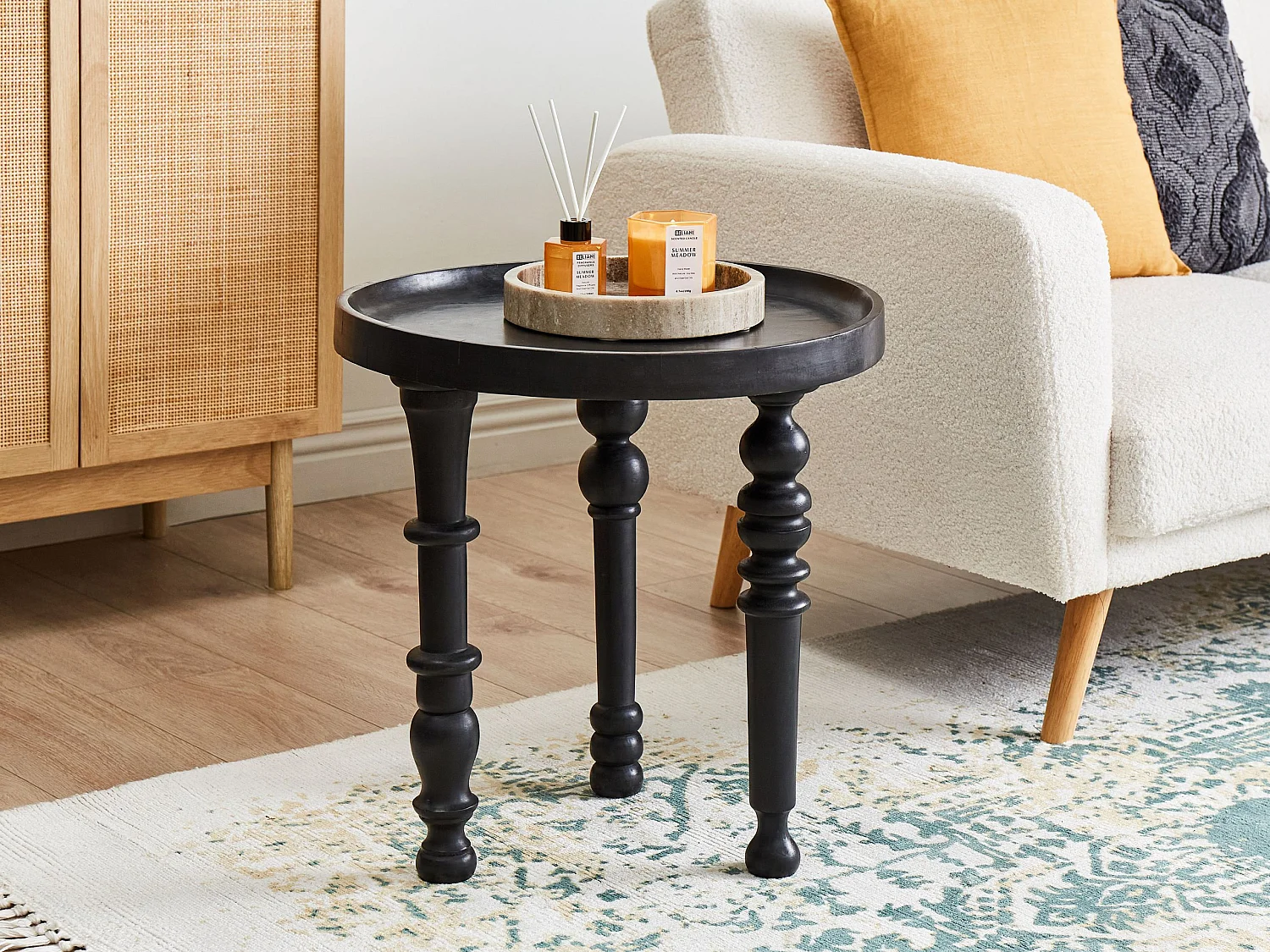 Beliani Leeton, table d’appoint en bois, photo du marchand