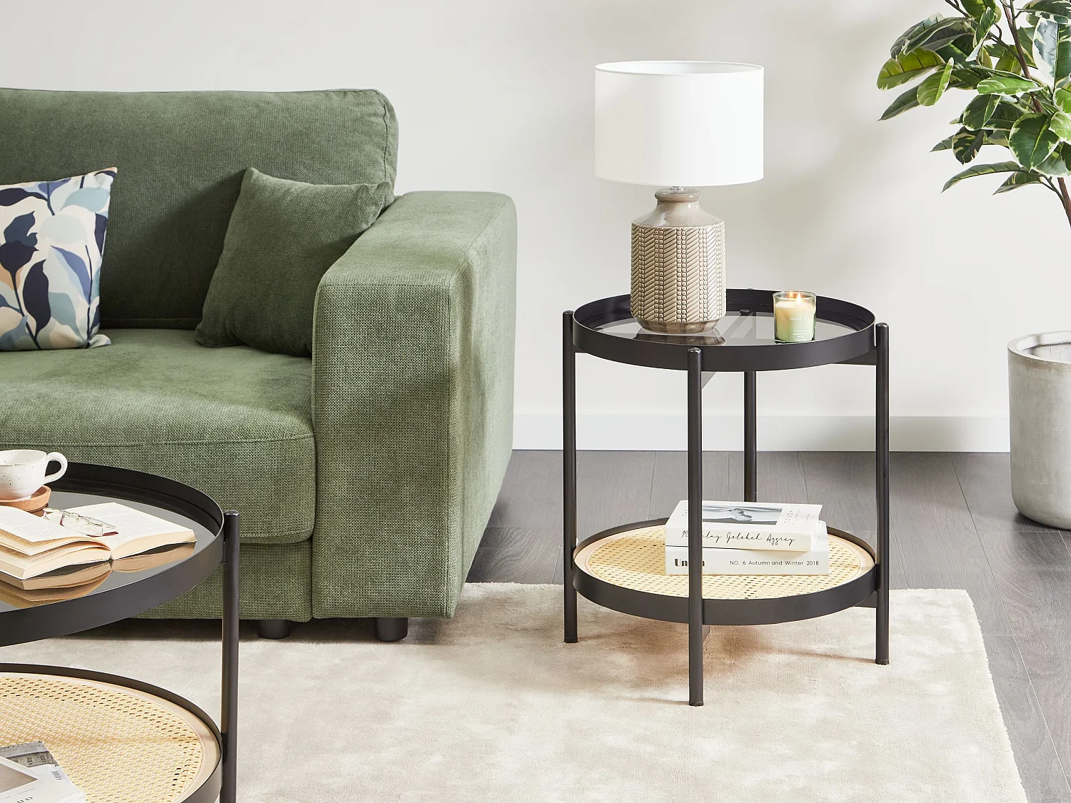 Beliani Reno, table d’appoint en métal, photo du marchand