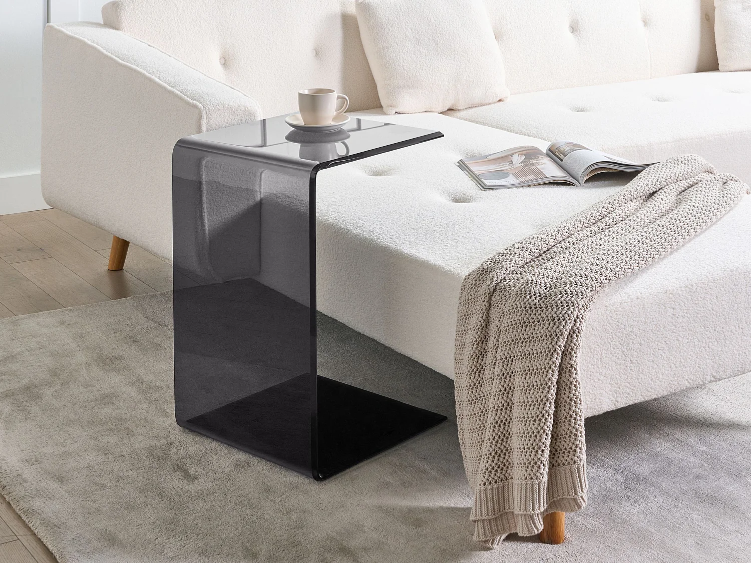 Beliani Lourdes, table d’appoint en verre, photo du marchand