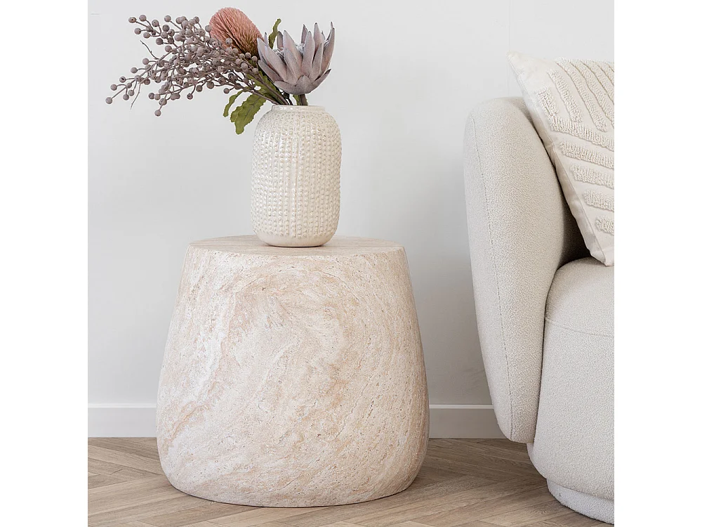 Les Tendances Bonn, table d’appoint, photo du marchand