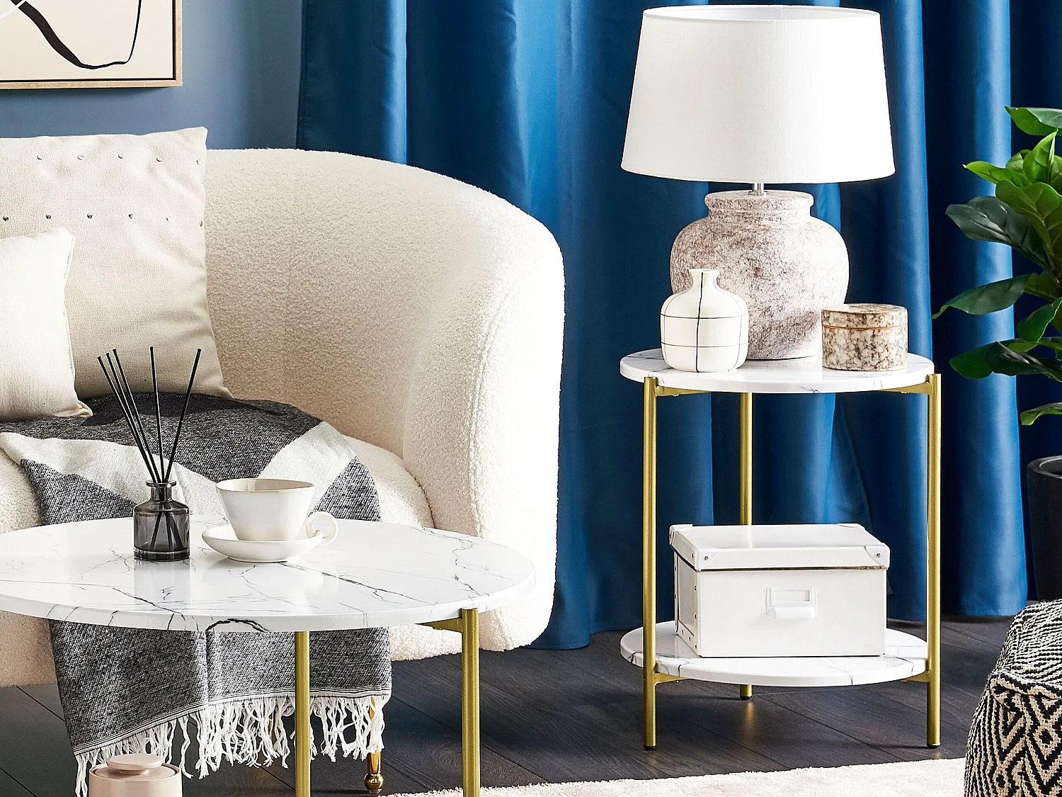 Beliani Reva, table d’appoint en panneau, photo du marchand