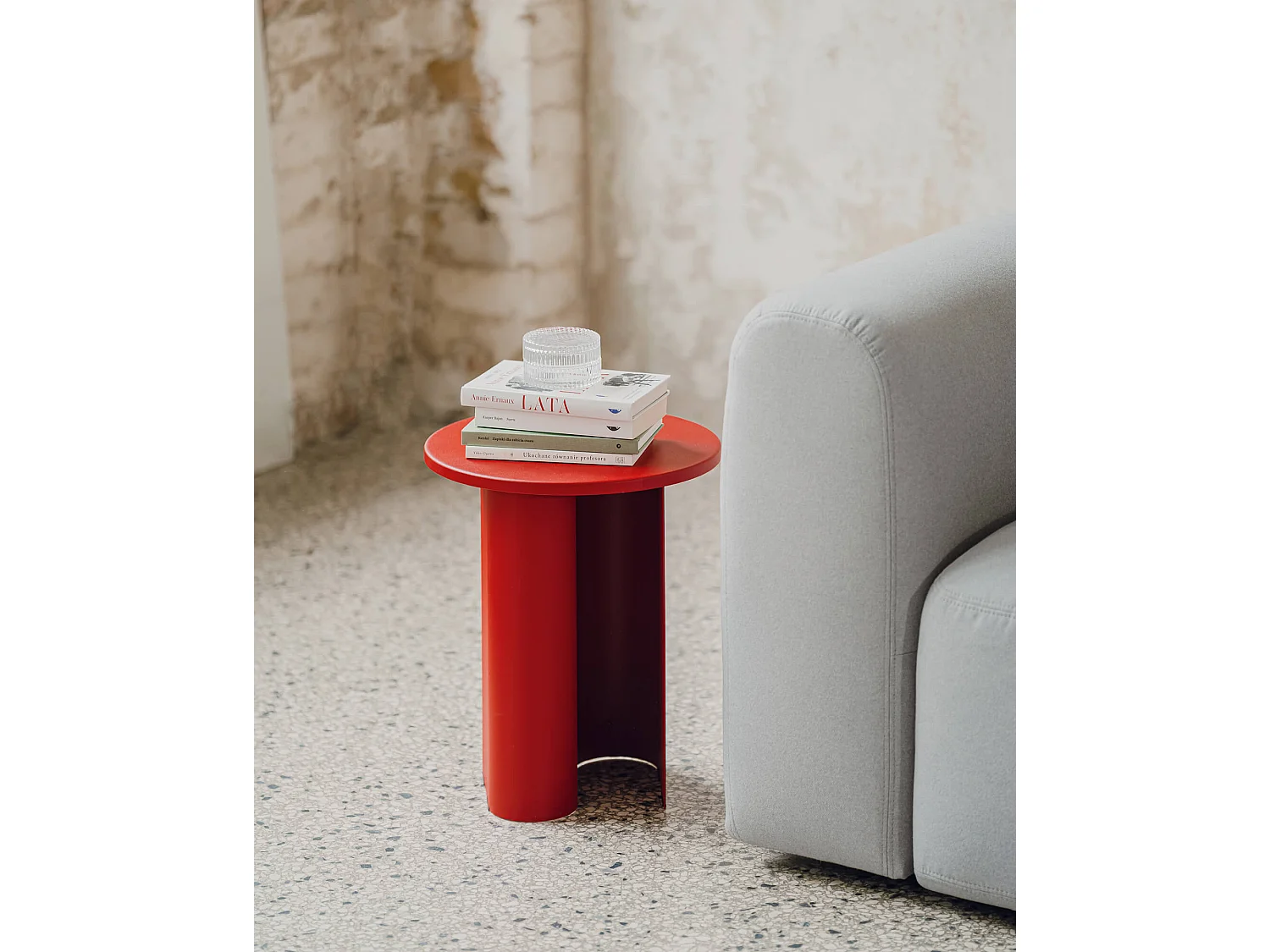 Vente-unique, table d’appoint en métal, photo du marchand
