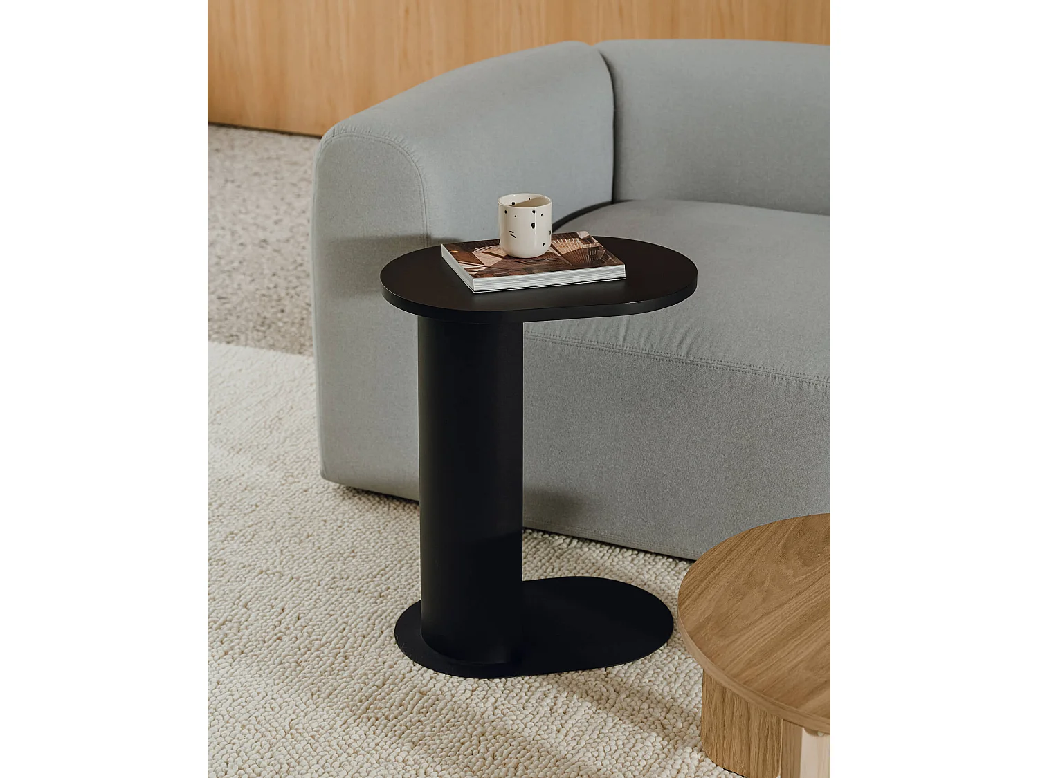 Vente-unique, table d’appoint en métal, photo du marchand