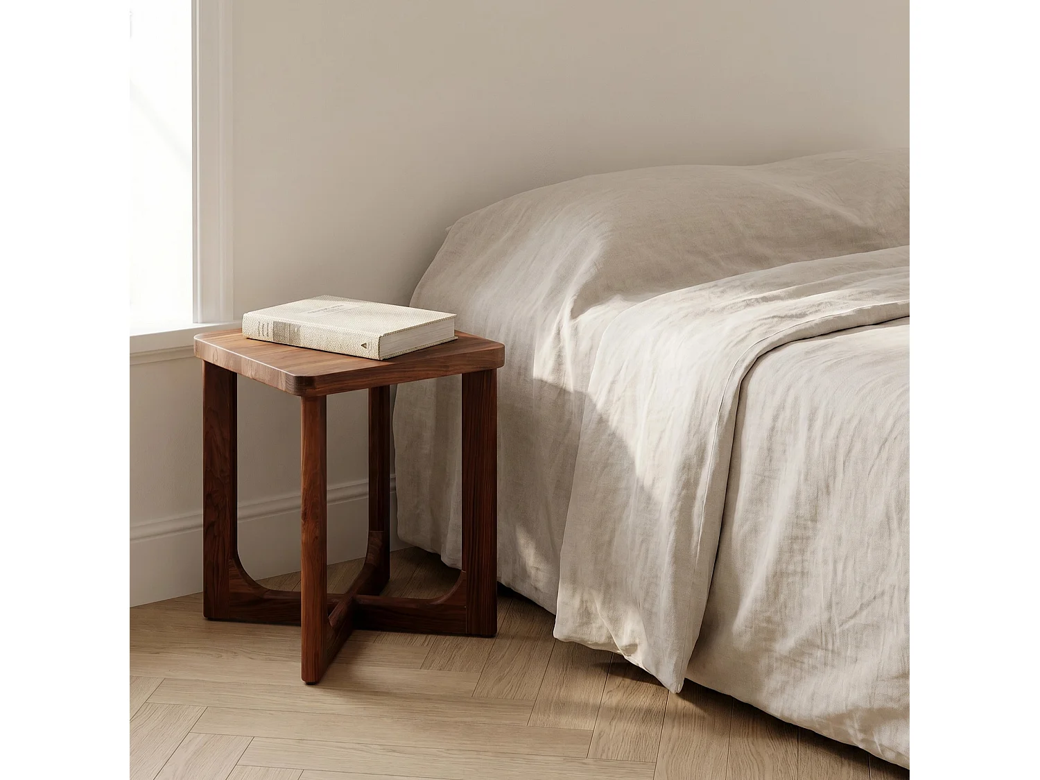 Vente-unique, table d’appoint en bois, photo du marchand