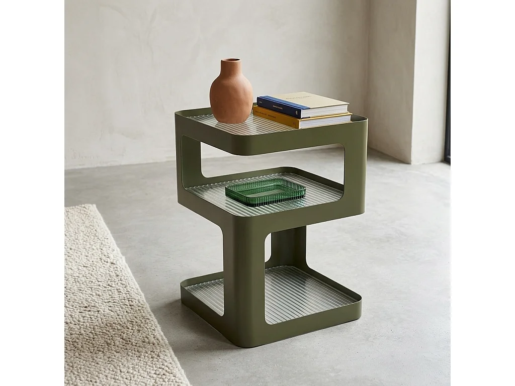 Sweeek Nae, table d’appoint en métal, photo du marchand