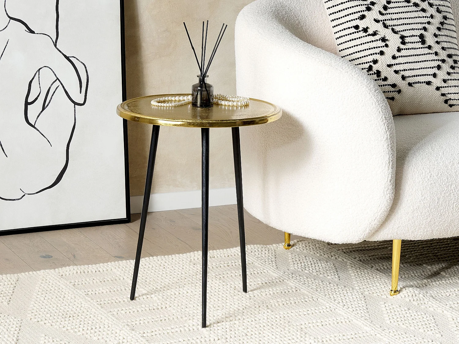 Beliani Telfer, table d’appoint en métal, photo du marchand
